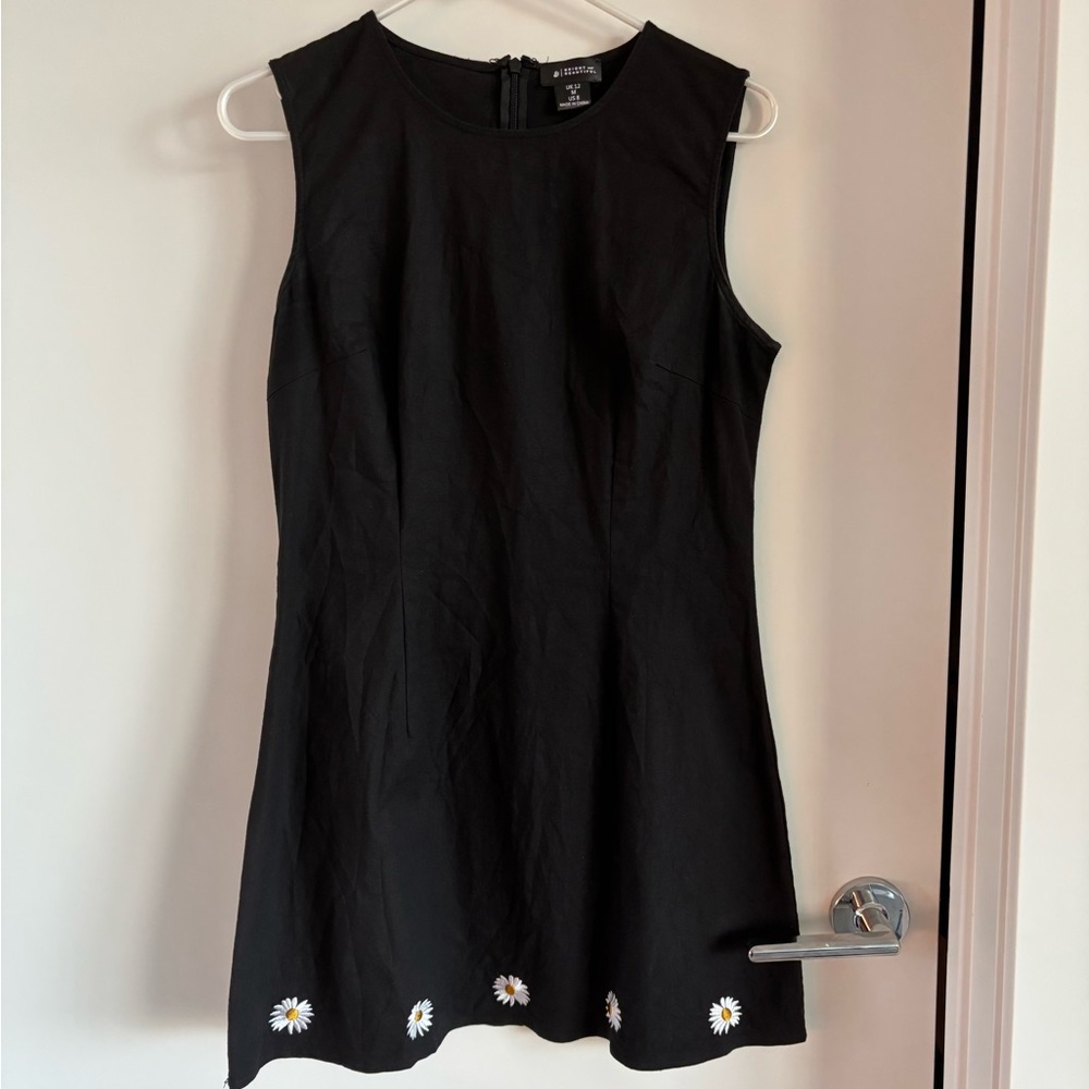 ModCloth Bright & Beautiful Gogo Mod shift dress 8